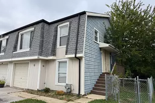 328 Kirkwood Cir, Bolingbrook, IL 60440 - Photo 1