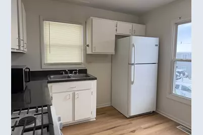 328 Kirkwood Circle #328, Bolingbrook, IL 60440 - Photo 2
