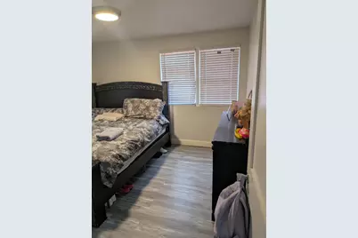 570 Farnum Avenue, Aurora, IL 60505 - Photo 8