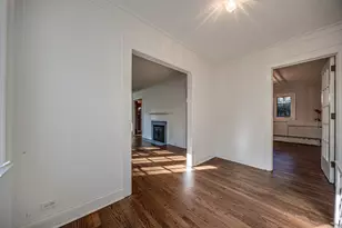 662 Greenview Pl, Lake Forest, IL 60045 - Photo 8