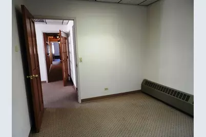 5 S County Street, Waukegan, IL 60085 - Photo 14