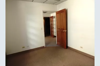 5 S County Street, Waukegan, IL 60085 - Photo 12