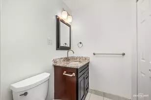 1004 N Mill St, Naperville, IL 60563 - Photo 10