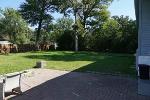 123 N Glenwood Ave, Glenwood, IL 60425 - Photo 4