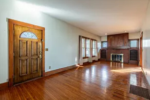 308 N Main St, Princeton, IL 61356 - Photo 4