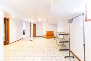 5758 W 64th Pl, Chicago, IL 60638 - Photo 16