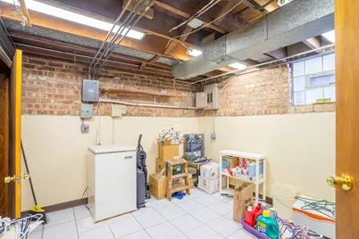 5758 W 64th Place, Chicago, IL 60638 - Photo 10