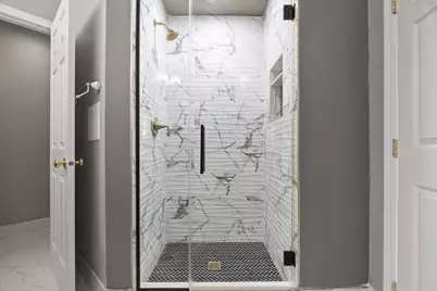 [Address not provided], Northbrook, IL 60062 - Photo 22