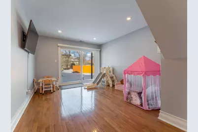 56 Salt Creek Road, Roselle, IL 60172 - Photo 10