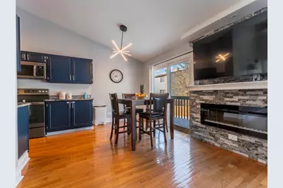 56 Salt Creek Road, Roselle, IL 60172 - Photo 4