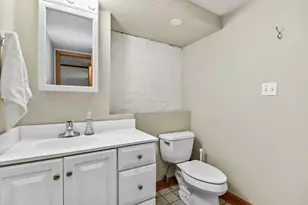 403 S Hough St, Barrington, IL 60010 - Photo 8