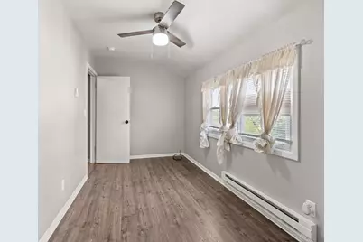 304 Hankes Avenue, Aurora, IL 60505 - Photo 16