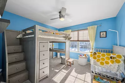 3 Birchwood Court, Lake in the Hills, IL 60156 - Photo 18