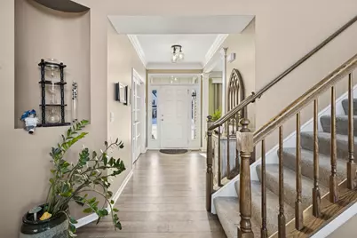 3 Birchwood Court, Lake in the Hills, IL 60156 - Photo 2