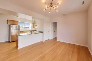 4017 N Troy St, Chicago, IL 60618 - Photo 6