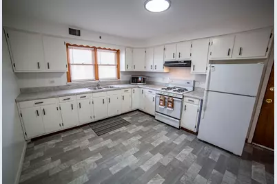 2336 122nd Street #2, Blue Island, IL 60406 - Photo 2