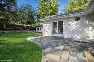 119 E Ellis Ave, Libertyville, IL 60048 - Photo 26