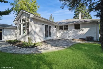 119 E Ellis Avenue, Libertyville, IL 60048 - Photo 28