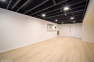 119 E Ellis Ave, Libertyville, IL 60048 - Photo 16