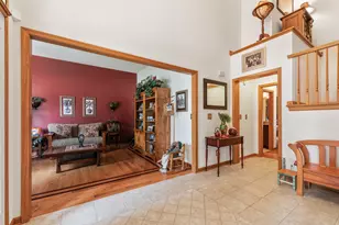 311 Alden Dr, Sycamore, IL 60178 - Photo 8