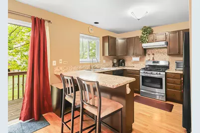 6771 E Wellsley Court, Gurnee, IL 60031 - Photo 4