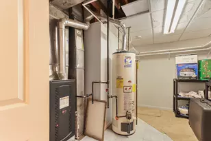 6771 E Wellsley Ct, Gurnee, IL 60031 - Photo 22