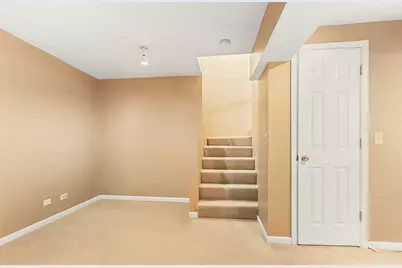 6771 E Wellsley Court, Gurnee, IL 60031 - Photo 18