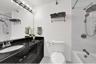 401 E Ontario St, Chicago, IL 60611 - Photo 6