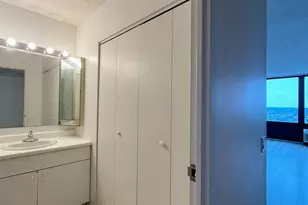 5320 N Sheridan Rd, Chicago, IL 60640 - Photo 10