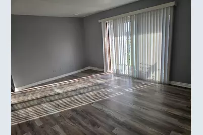 17701 Park Boulevard #304, Lansing, IL 60438 - Photo 2