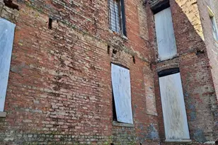 935 E 75th St, Chicago, IL 60619 - Photo 22