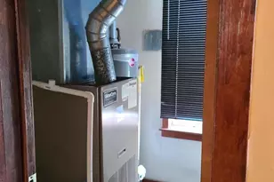 935 E 75th St, Chicago, IL 60619 - Photo 16