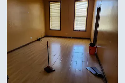 935 E 75th Street, Chicago, IL 60619 - Photo 8