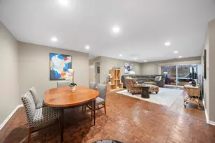 1220 Rudolph Rd, Northbrook, IL 60062 - Photo 4