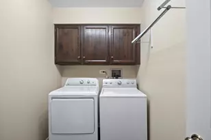 1220 Rudolph Rd, Northbrook, IL 60062 - Photo 14