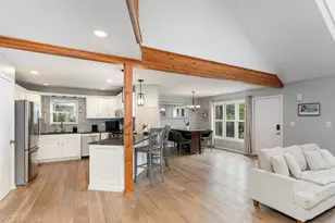 6032 S Lake Shore Dr, Cary, IL 60013 - Photo 4