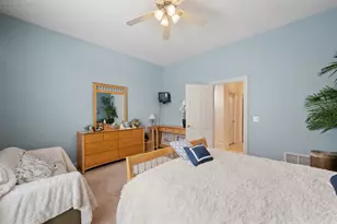 28W280 Oak Creek Ct, West Chicago, IL 60185 - Photo 16