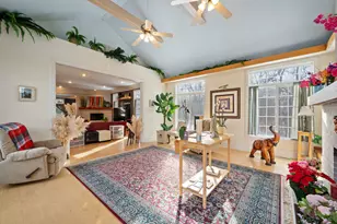 28W280 Oak Creek Ct, West Chicago, IL 60185 - Photo 8