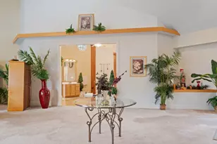 28W280 Oak Creek Ct, West Chicago, IL 60185 - Photo 22