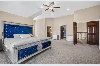 940 Freeman Road, Hoffman Estates, IL 60192 - Photo 18