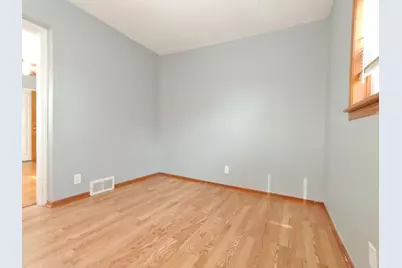 2437 W Balmoral Avenue #2, Chicago, IL 60625 - Photo 16