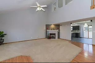 3514 Wilder Dr, Bloomington, IL 61704 - Photo 4