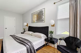 8746 S Wood St, Chicago, IL 60620 - Photo 12