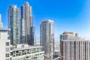 100 E 14th St, Chicago, IL 60605 - Photo 22