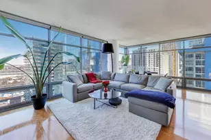 100 E 14th St, Chicago, IL 60605 - Photo 2