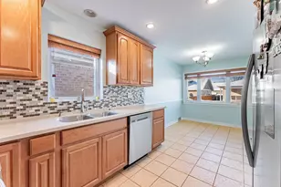 5344 N Mulligan Ave, Chicago, IL 60630 - Photo 10