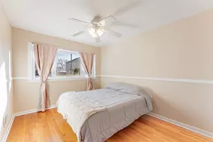 5344 N Mulligan Ave, Chicago, IL 60630 - Photo 4