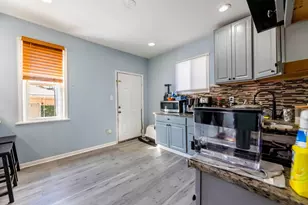 9020 S Carpenter St, Chicago, IL 60620 - Photo 6