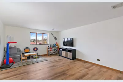 2021 W Spring Ridge Drive, Arlington Heights, IL 60004 - Photo 16