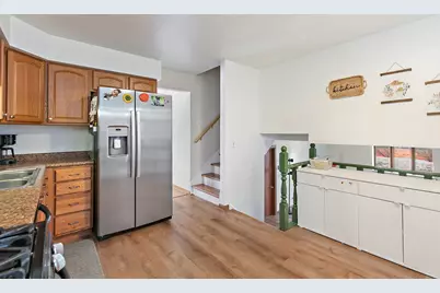 2021 W Spring Ridge Drive, Arlington Heights, IL 60004 - Photo 10